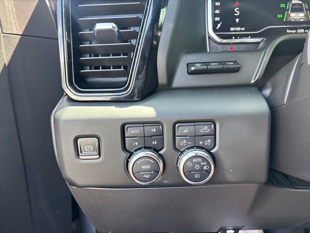 2024 GMC Sierra 1500 4WD Crew Cab Short Box AT4X