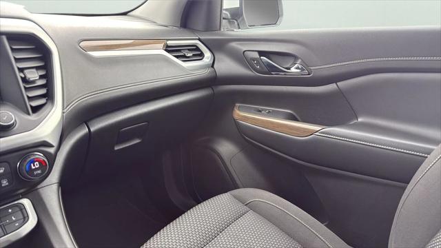 2023 GMC Acadia FWD SLE