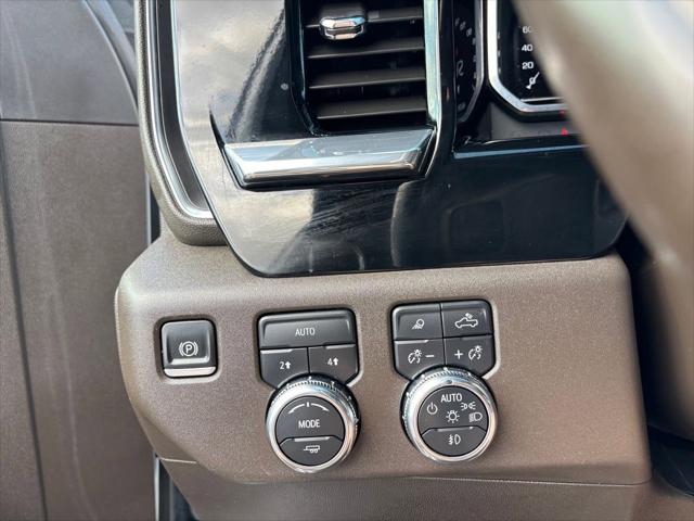 2025 GMC Sierra 1500 4WD Crew Cab Short Box SLT