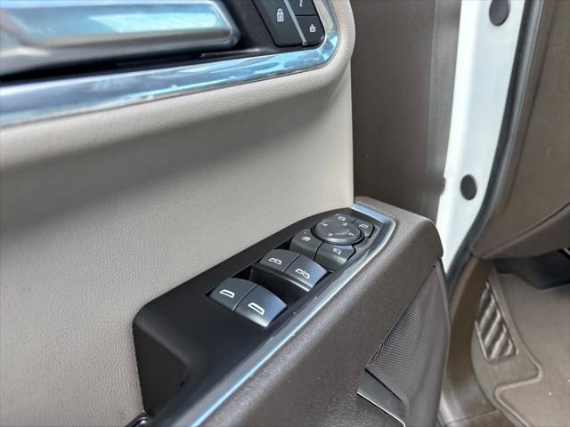 2025 GMC Sierra 1500 4WD Crew Cab Short Box SLT