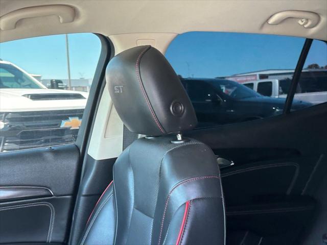 2022 Buick Envision FWD Essence