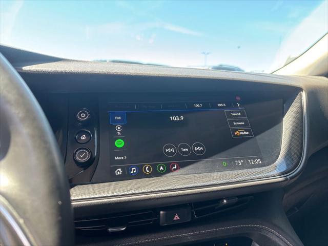 2022 Buick Envision FWD Essence