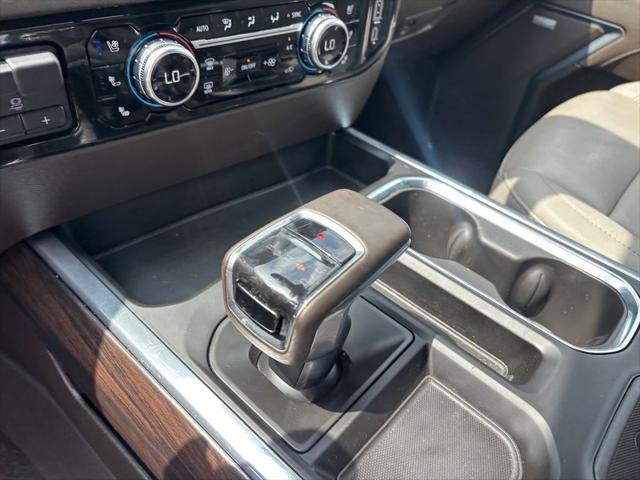 2023 GMC Sierra 1500 4WD Crew Cab Short Box SLT