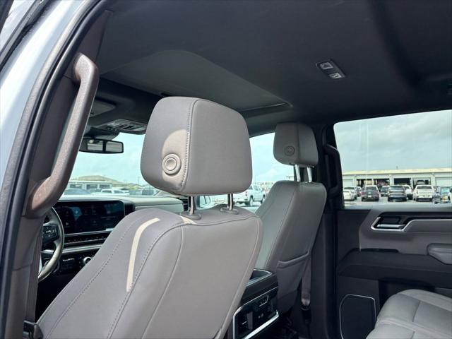 2023 GMC Sierra 1500 4WD Crew Cab Short Box SLT