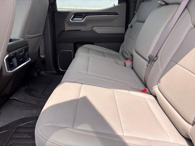 2023 GMC Sierra 1500 4WD Crew Cab Short Box SLT