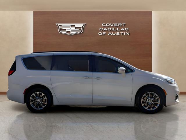 2022 Chrysler Pacifica Touring L AWD