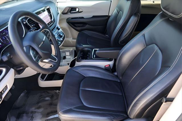 2022 Chrysler Pacifica Touring L AWD