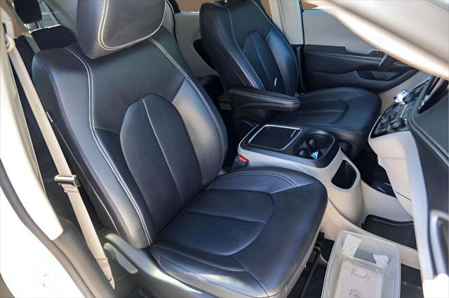 2022 Chrysler Pacifica Touring L AWD