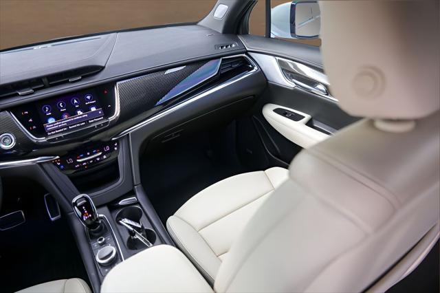 2023 Cadillac XT6 AWD Sport