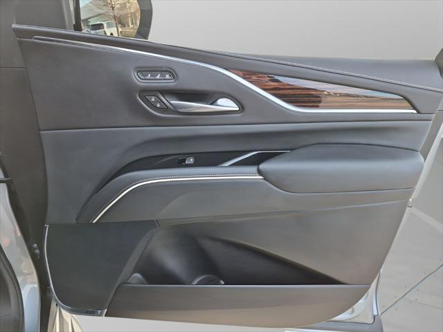 2024 Cadillac Escalade ESV 4WD Premium Luxury