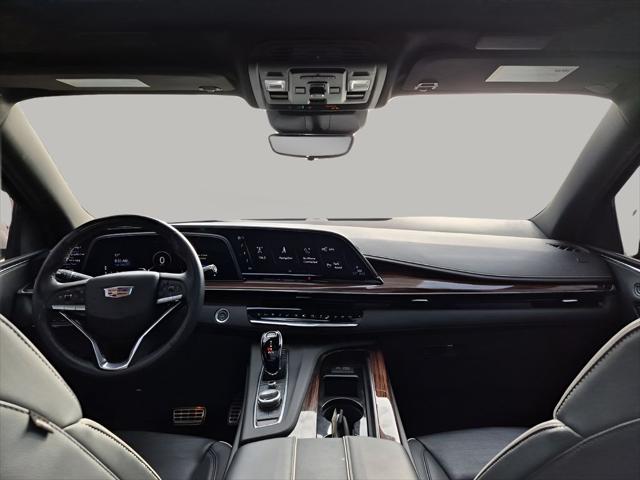 2024 Cadillac Escalade ESV 4WD Premium Luxury