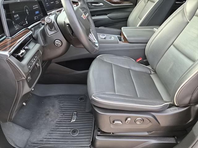 2024 Cadillac Escalade ESV 4WD Premium Luxury