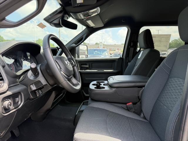 2026 Ram 2500 Black Express Crew Cab 4x4 64 Box