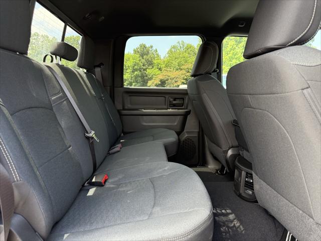 2026 Ram 2500 Black Express Crew Cab 4x4 64 Box