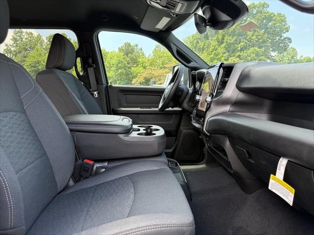 2026 Ram 2500 Black Express Crew Cab 4x4 64 Box