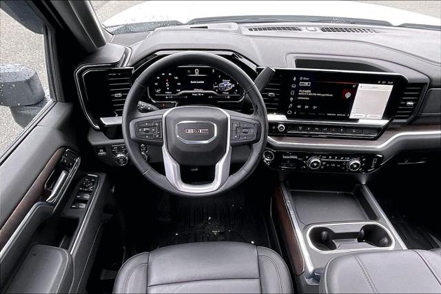 2025 GMC Sierra 3500HD 4WD Crew Cab Long Bed SLT