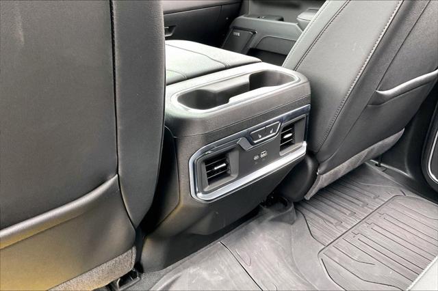 2025 GMC Sierra 3500HD 4WD Crew Cab Long Bed SLT