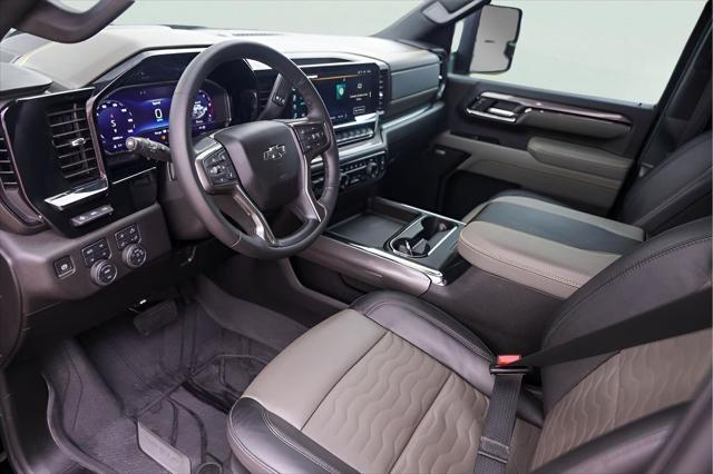 2025 Chevrolet Silverado 2500HD 4WD Crew Cab Standard Bed ZR2