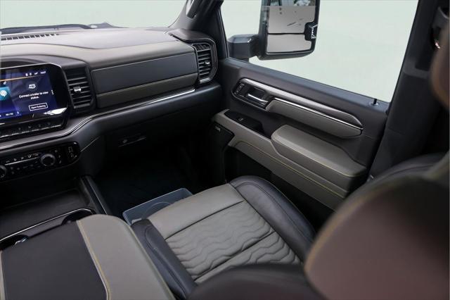 2025 Chevrolet Silverado 2500HD 4WD Crew Cab Standard Bed ZR2
