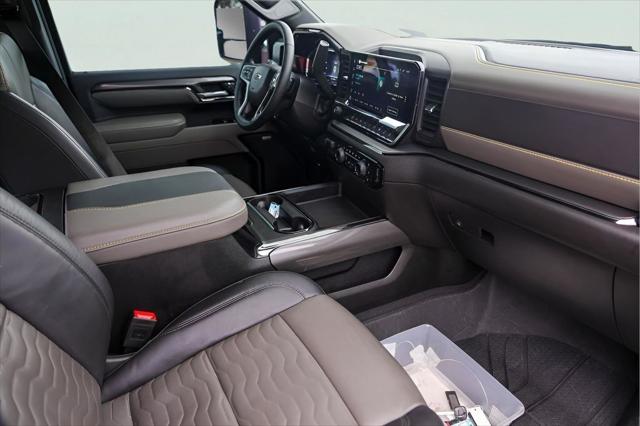 2025 Chevrolet Silverado 2500HD 4WD Crew Cab Standard Bed ZR2