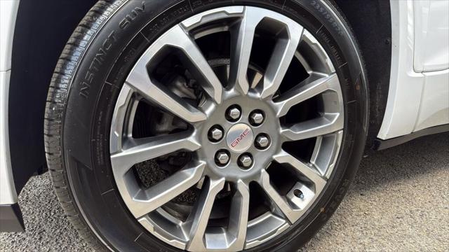 2023 GMC Acadia FWD Denali