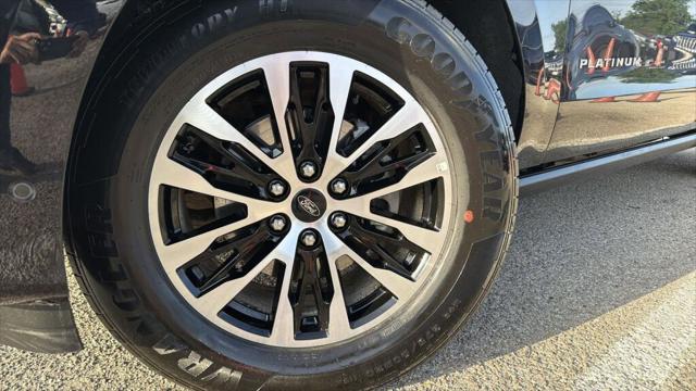 2025 Ford Expedition Platinum MAX