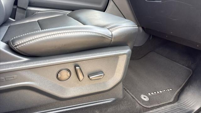 2025 Ford Expedition Platinum MAX