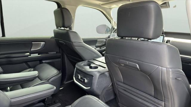 2025 Ford Expedition Platinum MAX