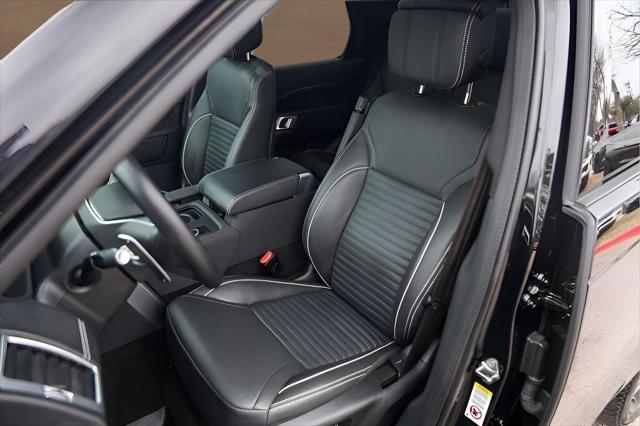 2024 Land Rover Discovery P360 Metropolitan Edition