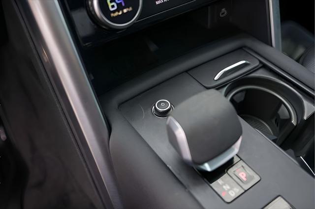 2024 Land Rover Discovery P360 Metropolitan Edition