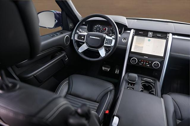 2024 Land Rover Discovery P360 Metropolitan Edition