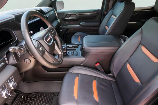 2025 GMC Sierra 1500 4WD Crew Cab Short Box AT4
