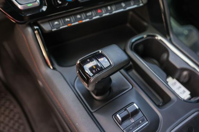 2025 GMC Sierra 1500 4WD Crew Cab Short Box AT4