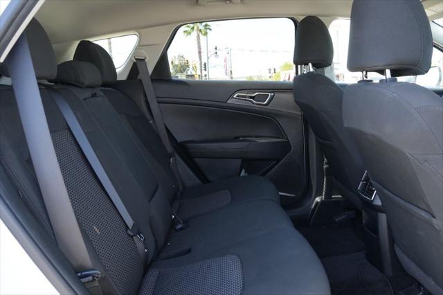 2025 Kia Sportage LX