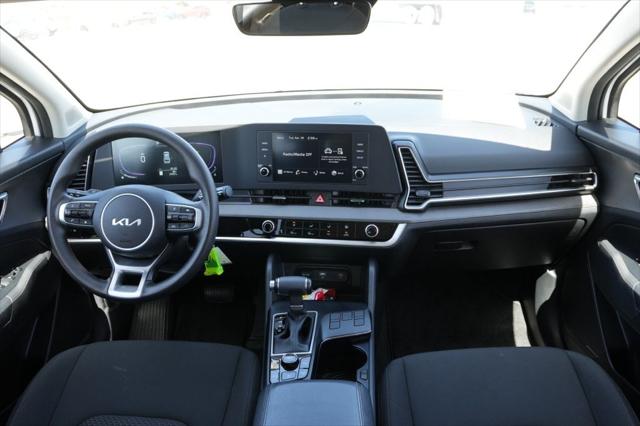 2025 Kia Sportage LX