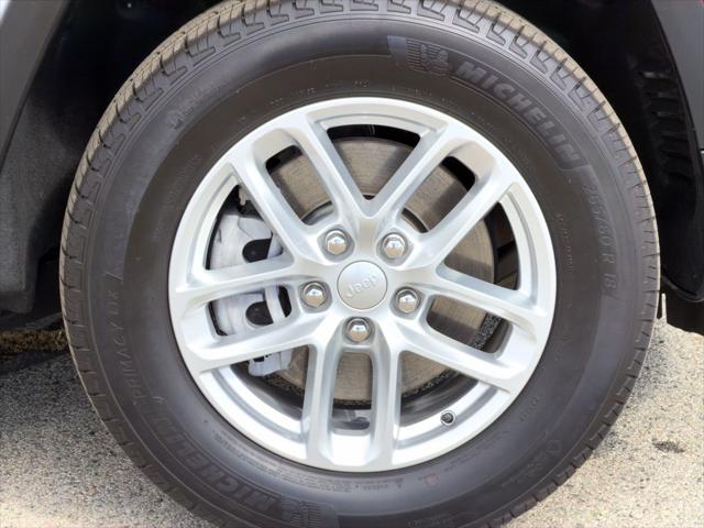 2025 Jeep Grand Cherokee L Laredo X 4x2