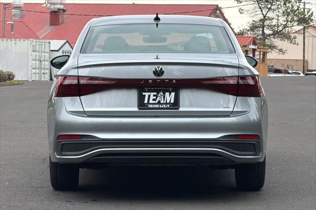 2025 Volkswagen Jetta 1.5T SE