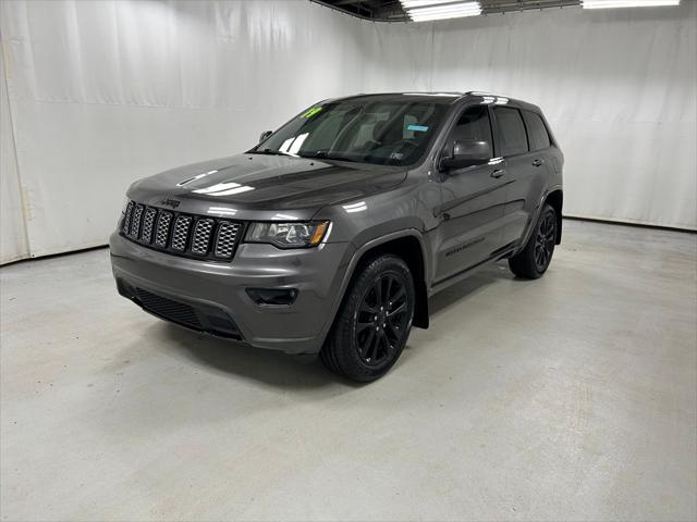 2019 Jeep Grand Cherokee Altitude 4x4 2019 Jeep Grand Cherokee Altitude 4x4