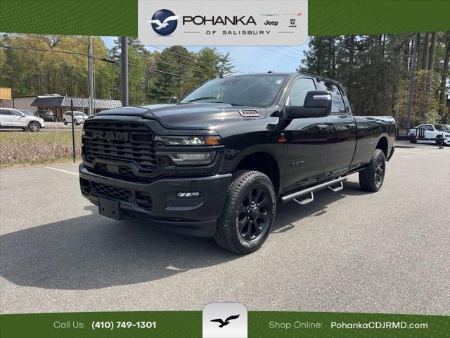 2025 RAM 3500 Big Horn Crew Cab 4x4 8 Box