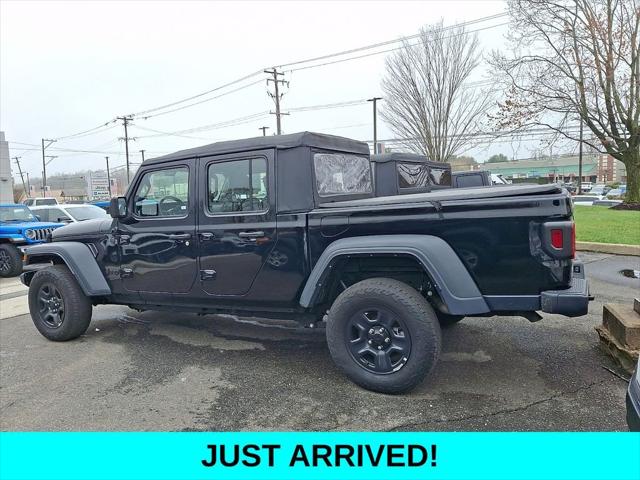 2022 Jeep Gladiator Sport 4x4