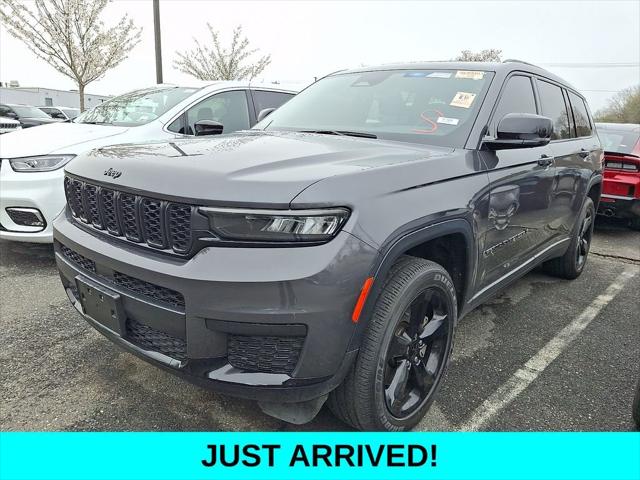 2023 Jeep Grand Cherokee L Altitude 4x4 2023 Jeep Grand Cherokee L Altitude 4x4