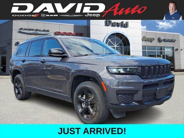 2023 Jeep Grand Cherokee L Altitude 4x4 2023 Jeep Grand Cherokee L Altitude 4x4