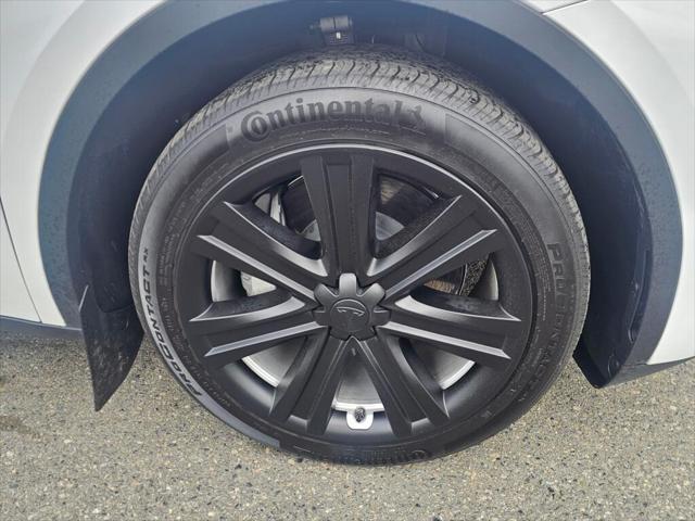 2024 Tesla Model Y Long Range Dual Motor All-Wheel Drive