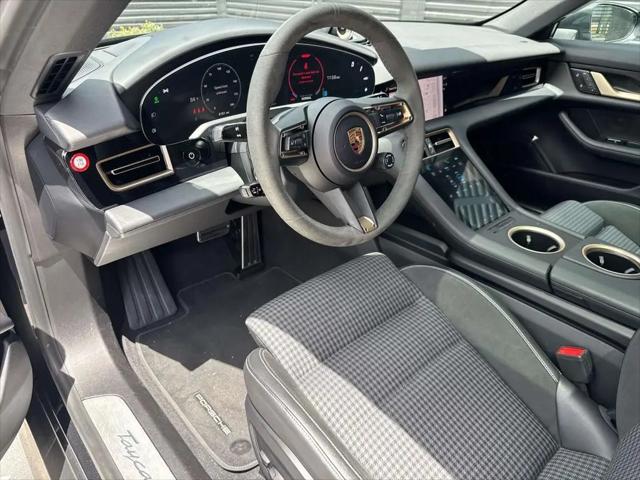 2025 Porsche Taycan 4S