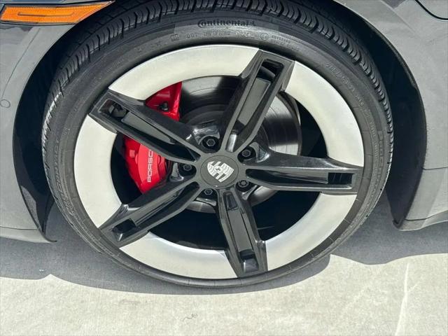 2025 Porsche Taycan 4S