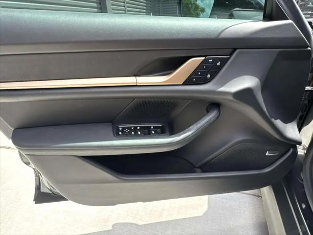 2025 Porsche Taycan 4S
