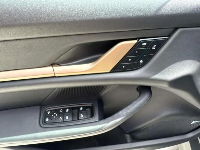 2025 Porsche Taycan 4S