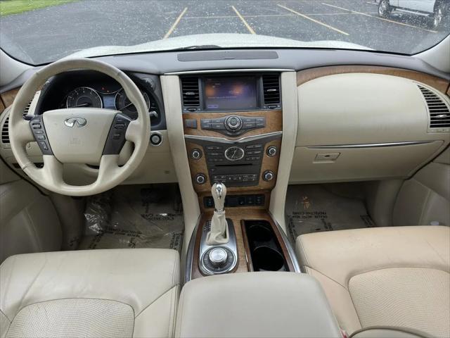 2013 INFINITI QX56 Standard