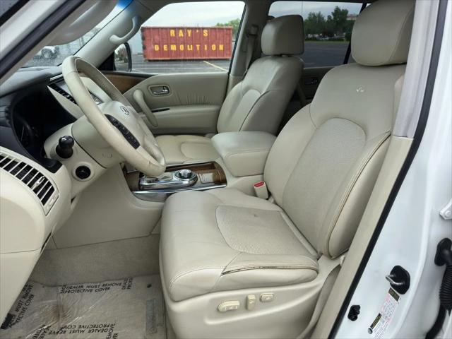 2013 INFINITI QX56 Standard