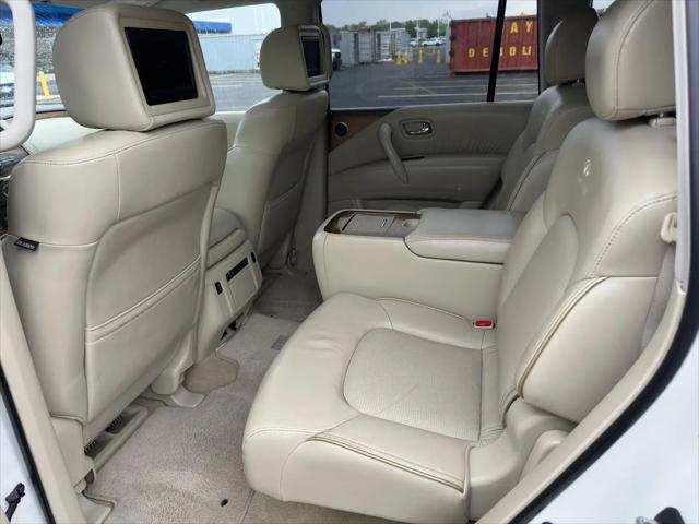 2013 INFINITI QX56 Standard